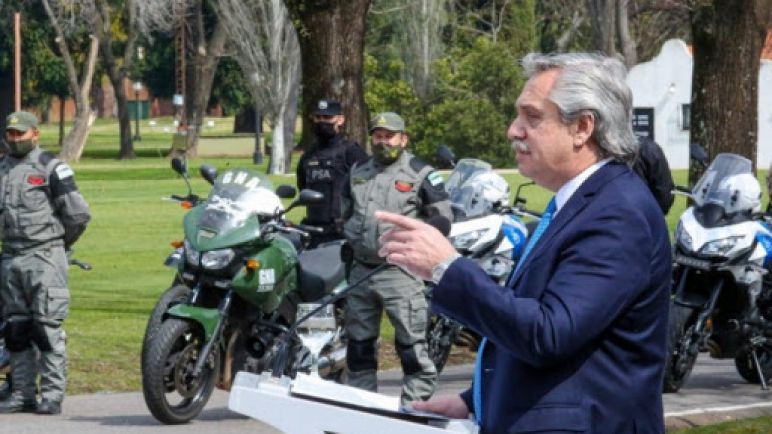 El Presidente aseveró que será "implacable" en el combate a la delincuencia