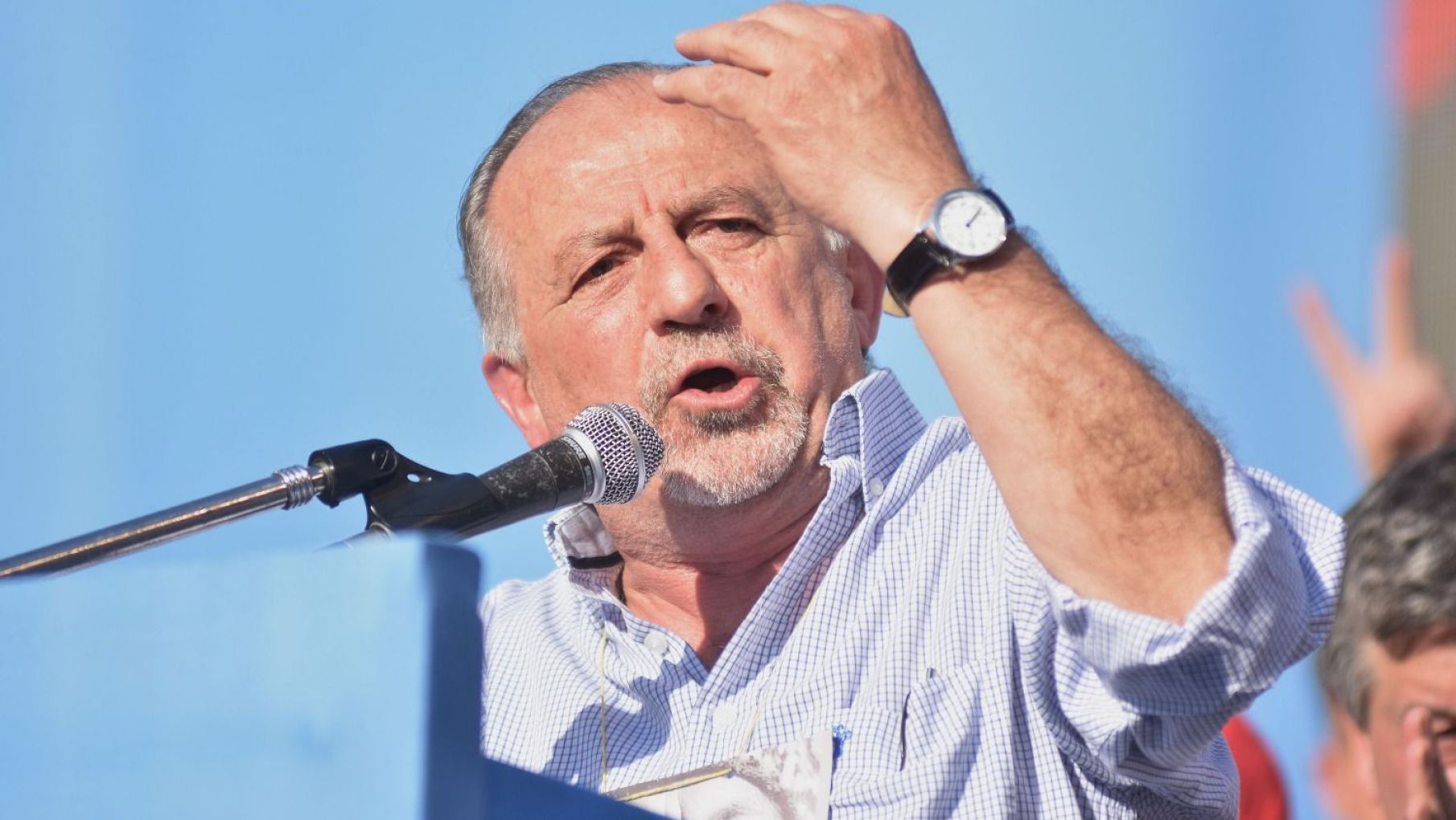 Yasky: "Habrá un respaldo al Gobierno frente a intentos desestabilizadores"