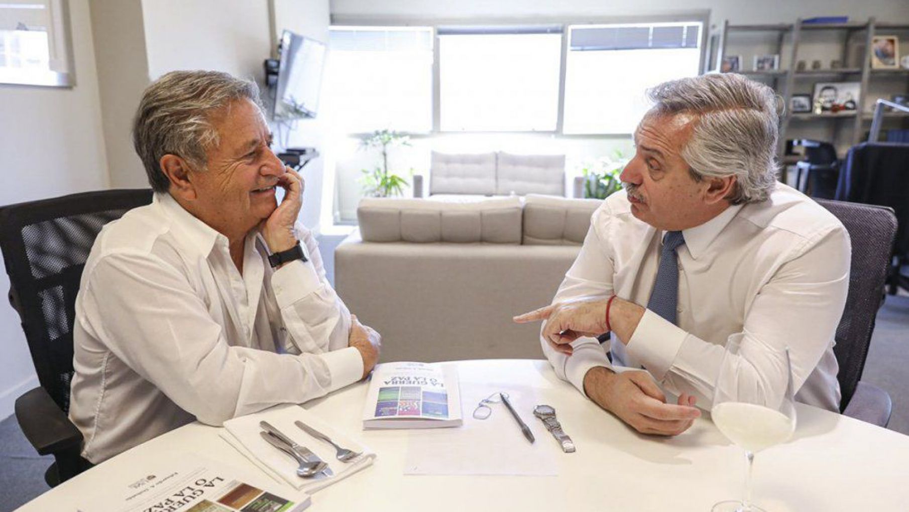 Eduardo Duhalde: "La gente sufre y el Presidente no se da cuenta que el Gobierno no funciona"