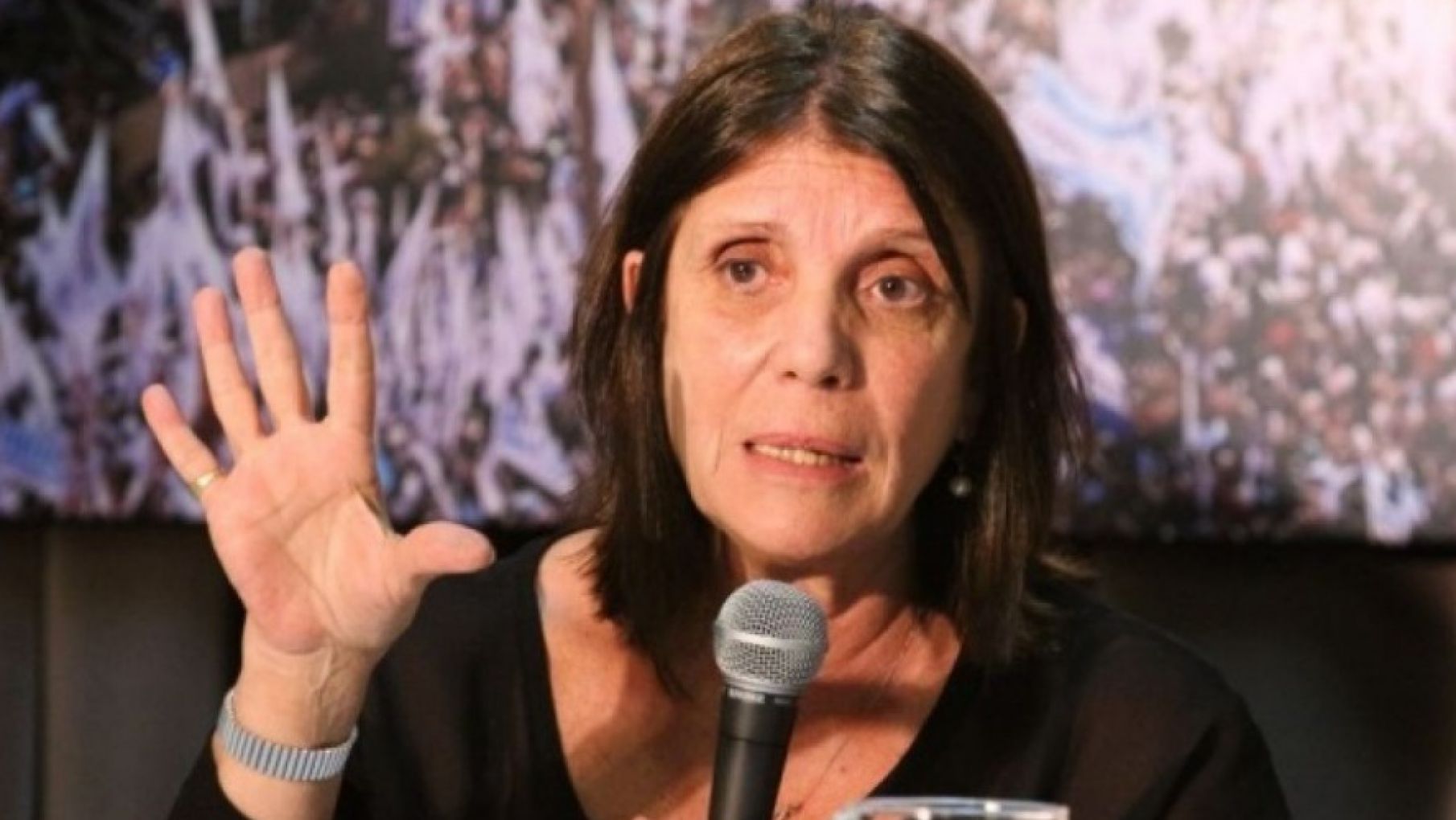 María Teresa García le apunta a los countries: "Que paguen lo que deben"