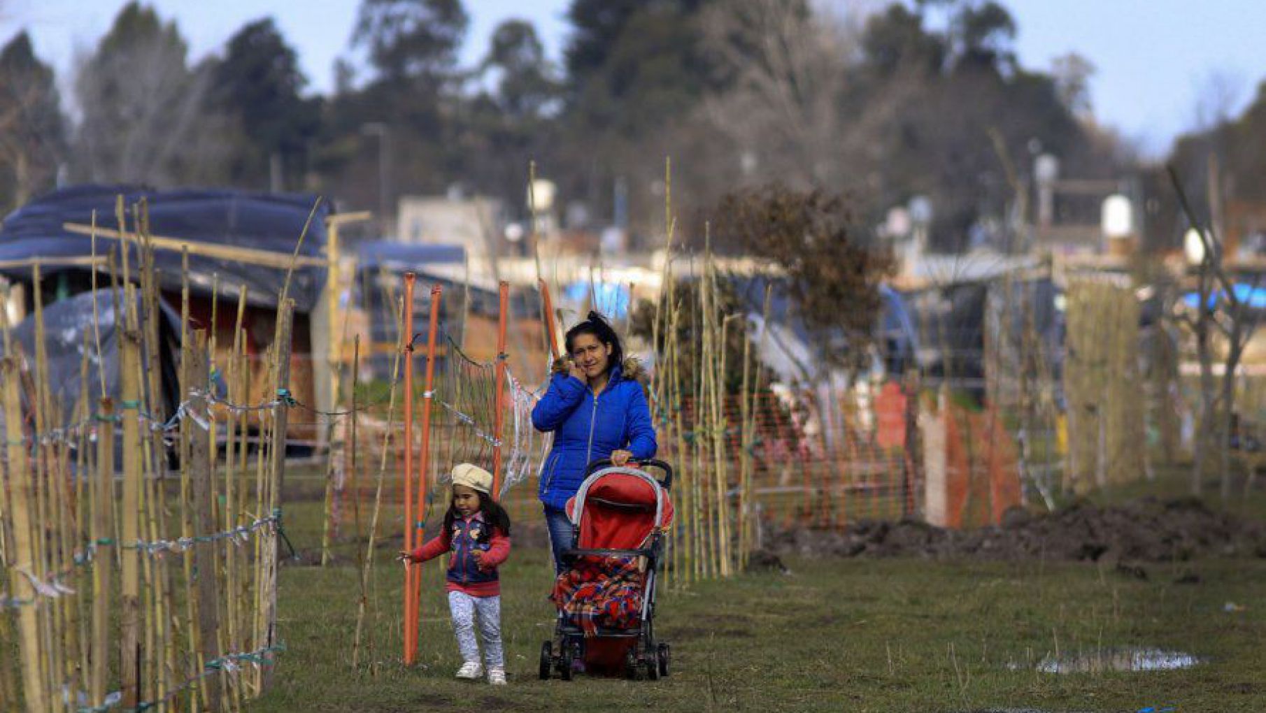 Polémica jugada de Kicillof para frenar las tomas de tierras en la Provincia de Buenos Aires