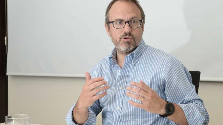 Diego Valenzuela pidió por la reapertura del aeropuerto El Palomar