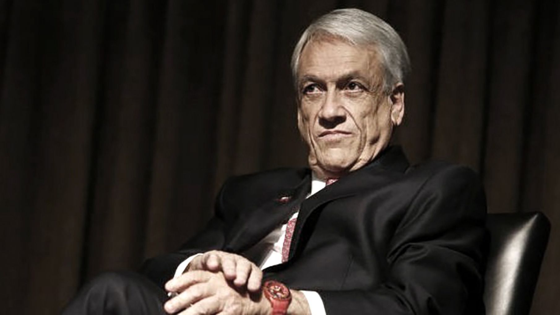 Parlamentarios chilenos amenazan con el juicio político a Piñera