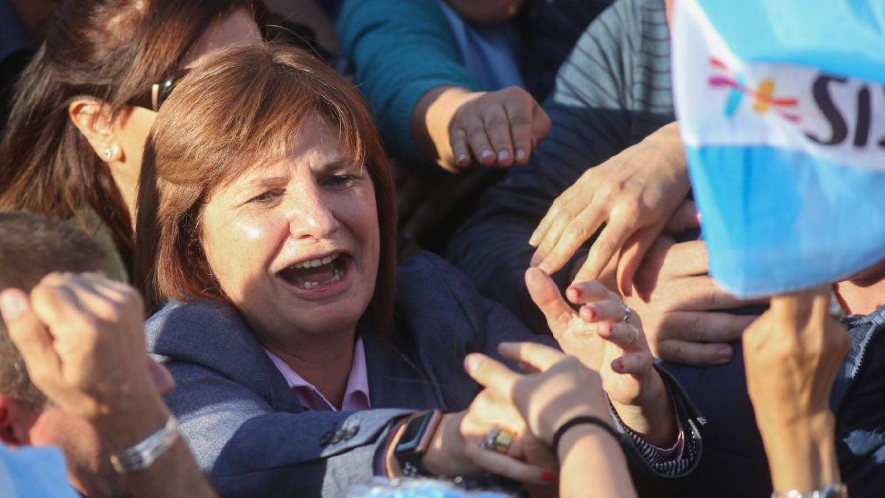 Bullrich se suma a la cruzada contra los docentes y pide que los padres denuncien el "adoctrinamiento en las escuelas"