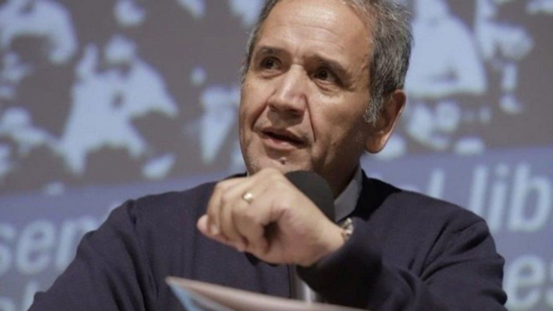 Palazzo pidió al gobierno que el 24 y el 31 sean feriados bancarios