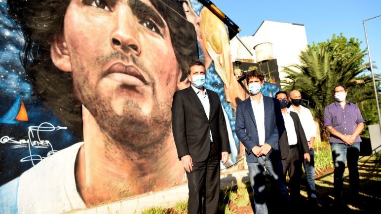 Massa y Andreotti inauguraron el túnel Diego Armando Maradona