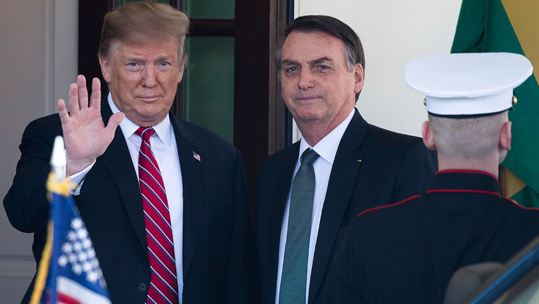 Bolsonaro ratifica su apoyo a Trump y Lula alerta sobre el peligro de parapoliciales