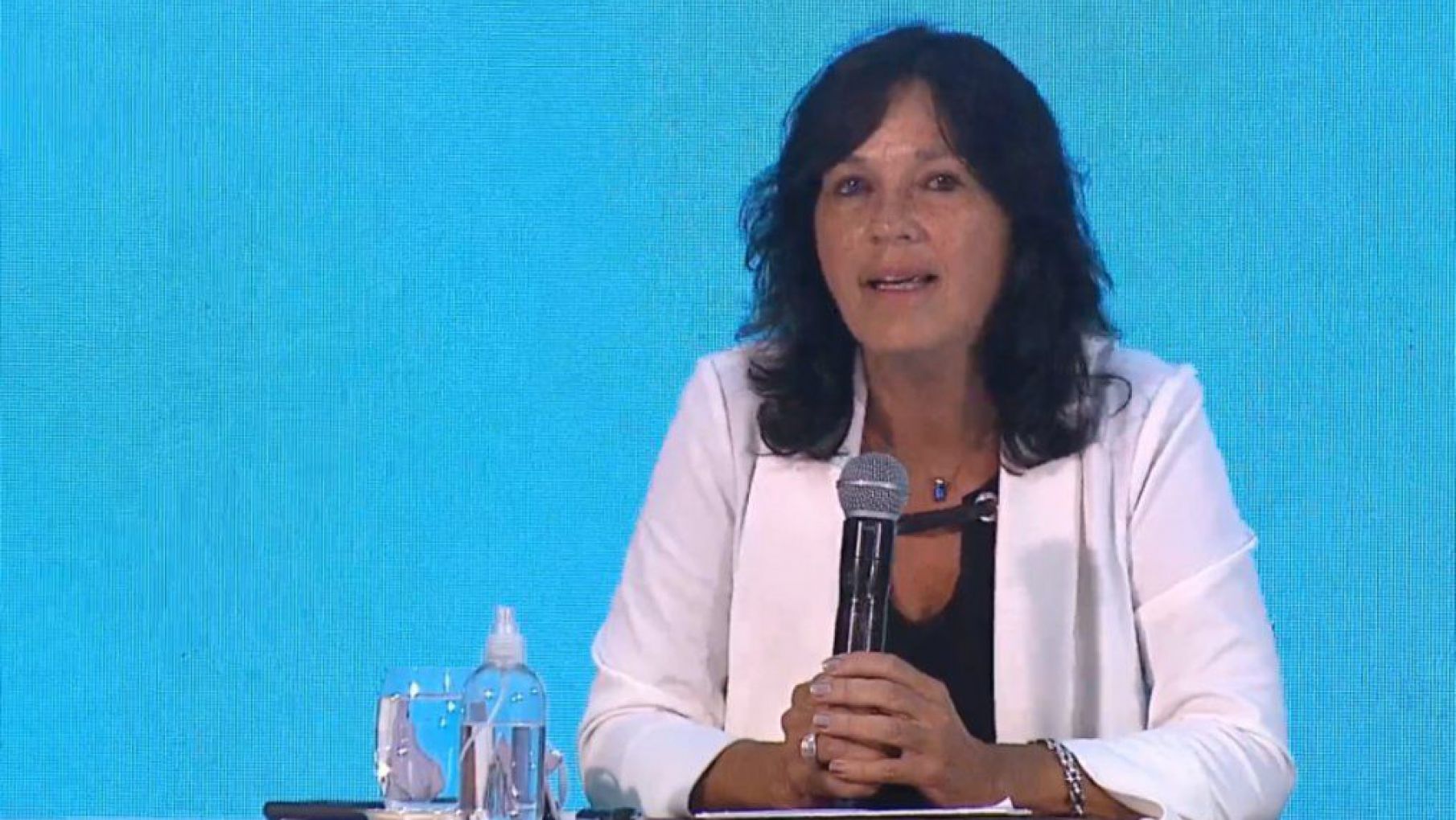 Vilma Ibarra, entre lágrimas: "Ahora el Estado tratará con dignidad a las mujeres"