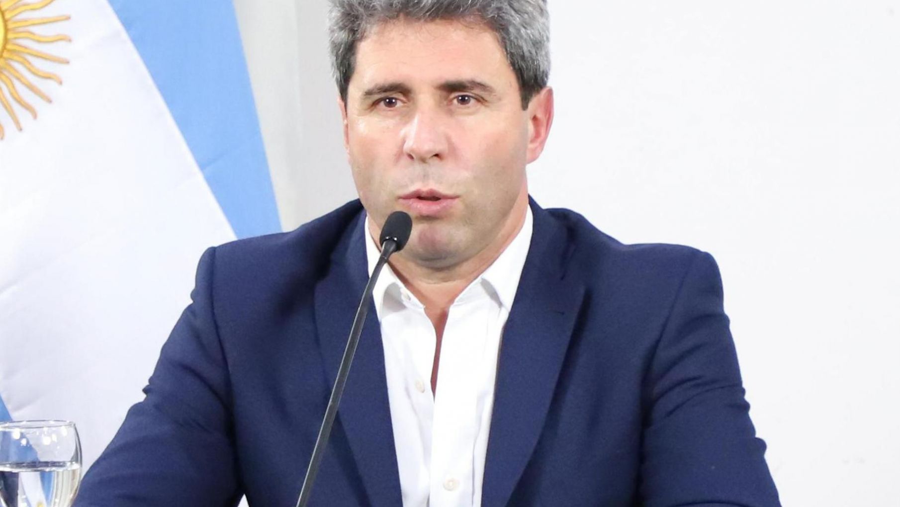 Uñac aseguró que la provincia va a "colaborar en todo lo necesario"