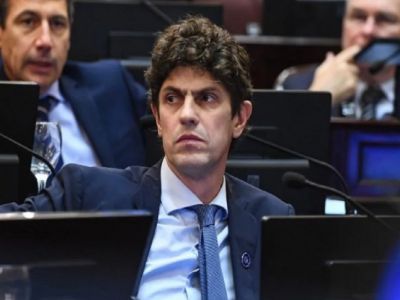 Cruces entre senadores del oficialismo y de la oposición por el retorno a clases