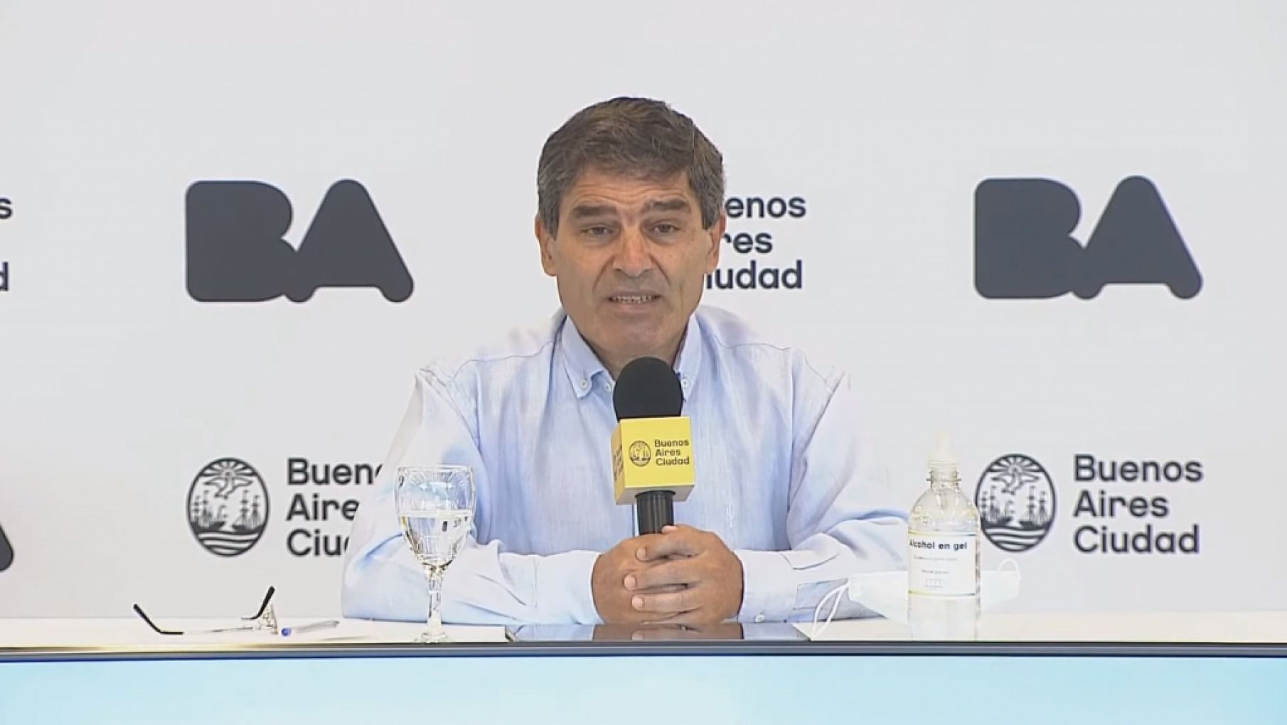 Fernán Quirós: "Si no hay escolaridad presencial, el daño es irreparable"