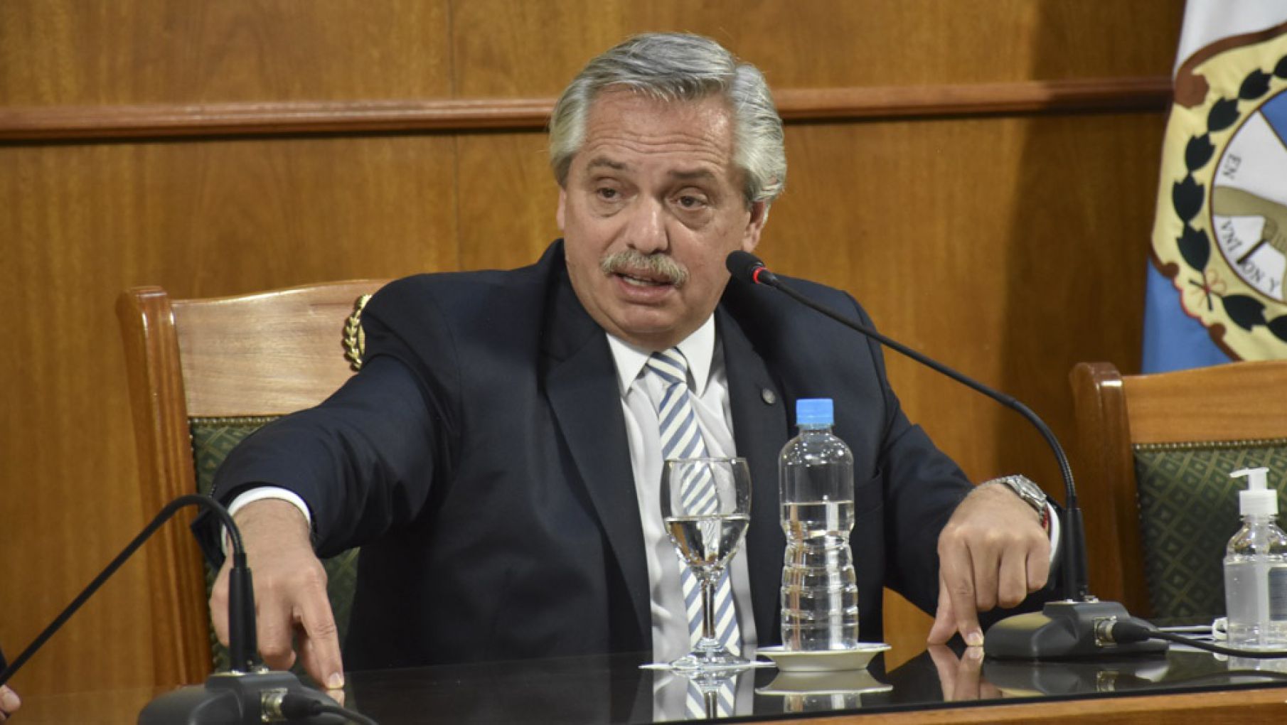 Alberto Fernández reconoció que el Gobierno analiza subir las retenciones y se tensa la relación con el Campo