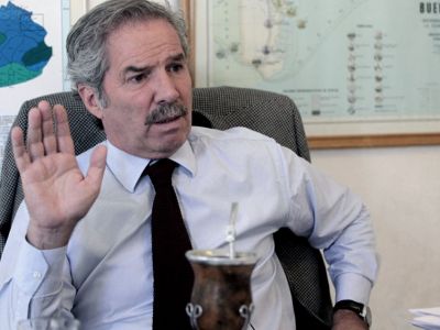 Solá: "La justicia no puede ser ni persecución ni privilegio, debe ser igual para todos"