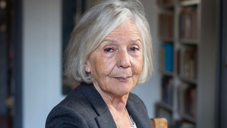 Beatriz Sarlo dijo la oferta para vacunarse le llegó por intermedio de la esposa de Kicillof