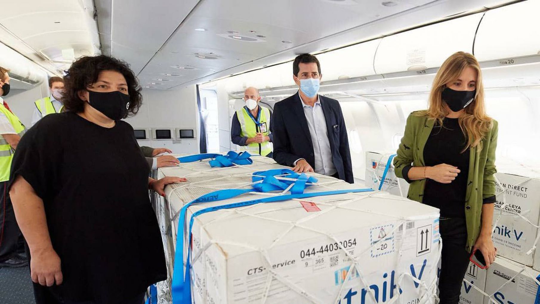 Vizzotti: "Tenemos por lo menos una semana de vacunación asegurada"