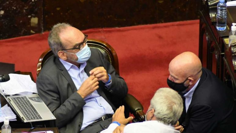 Fernando Iglesias denunció una agresión física dentro del recinto