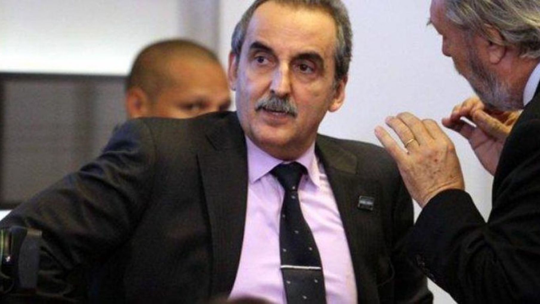 Moreno dice que el PJ fue "usurpado" y propone una "desafiliación masiva"