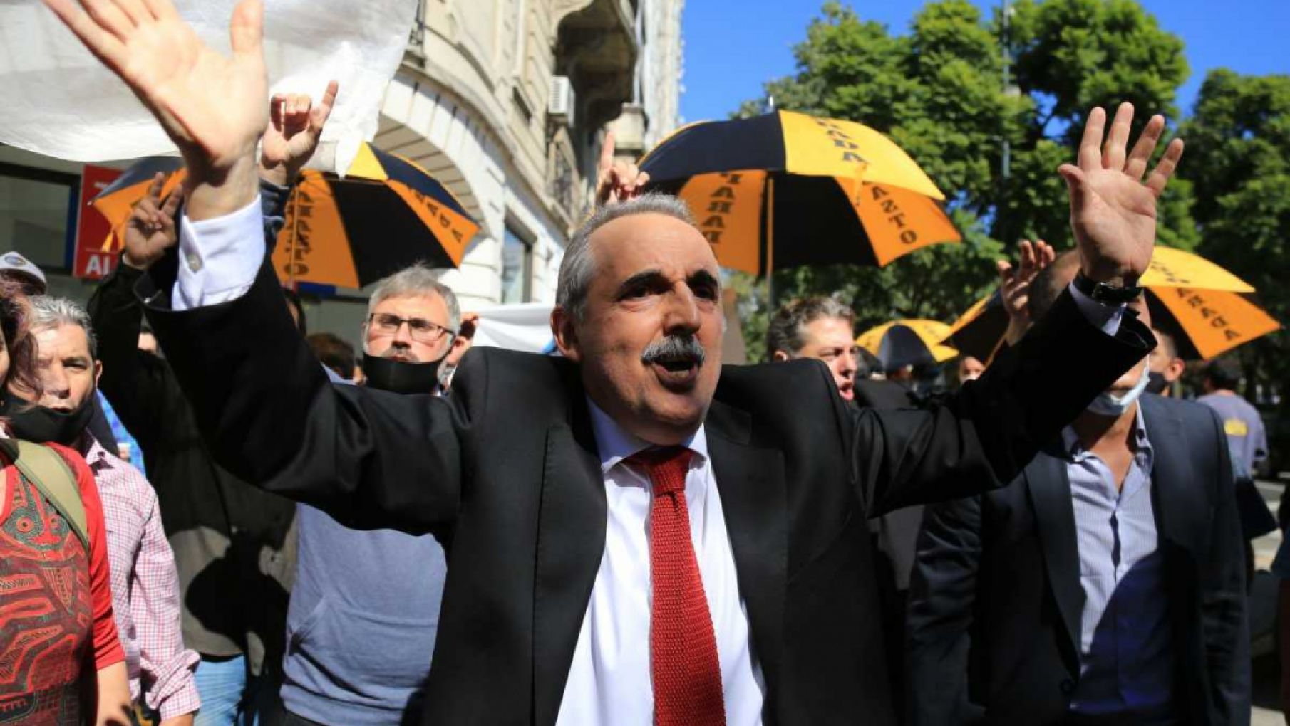 Tras desafiliarse del PJ, Moreno quiere sumar a Pichetto a su espacio