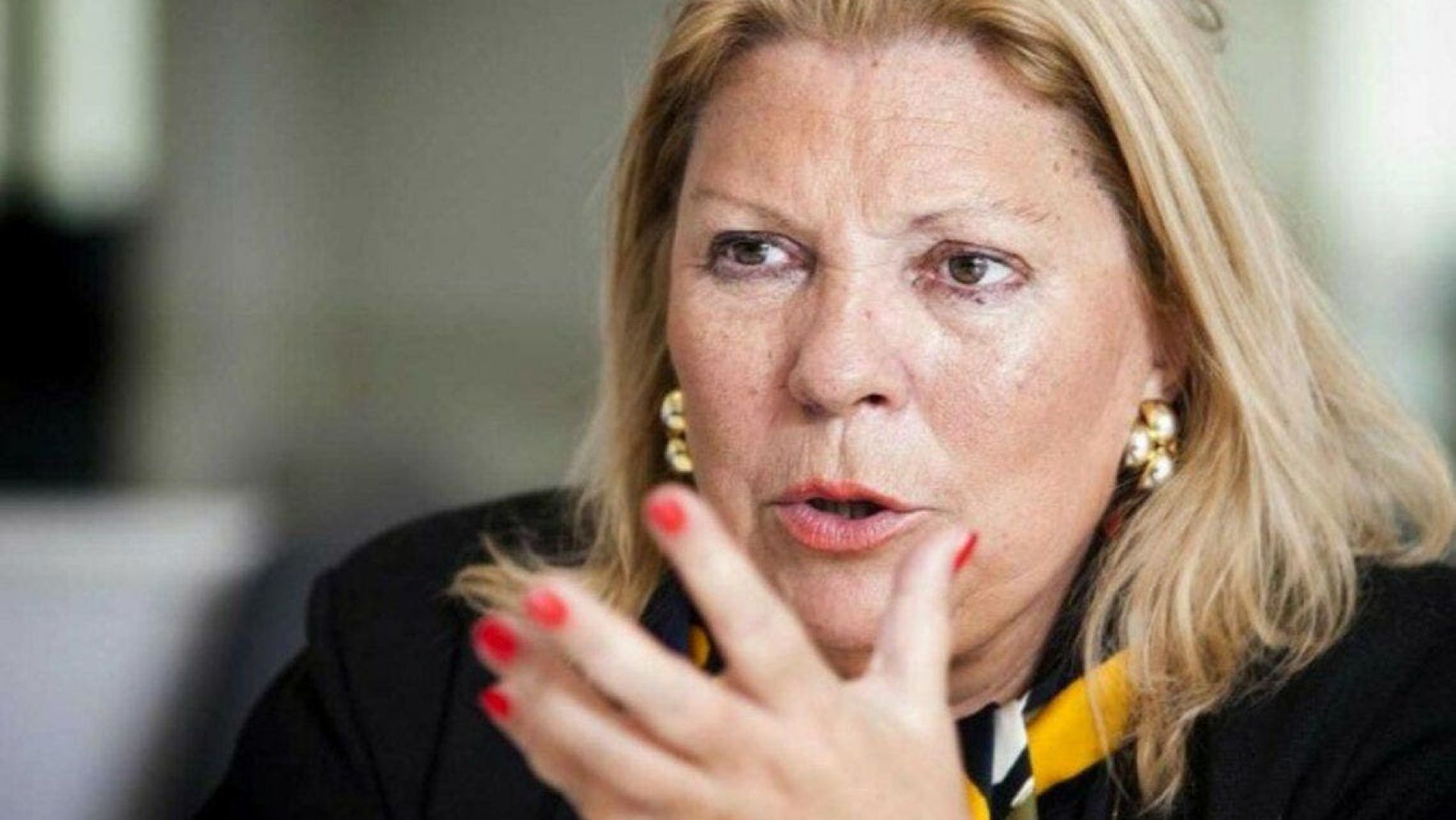 Carrió está de acuerdo con suspender o postergar las Primarias