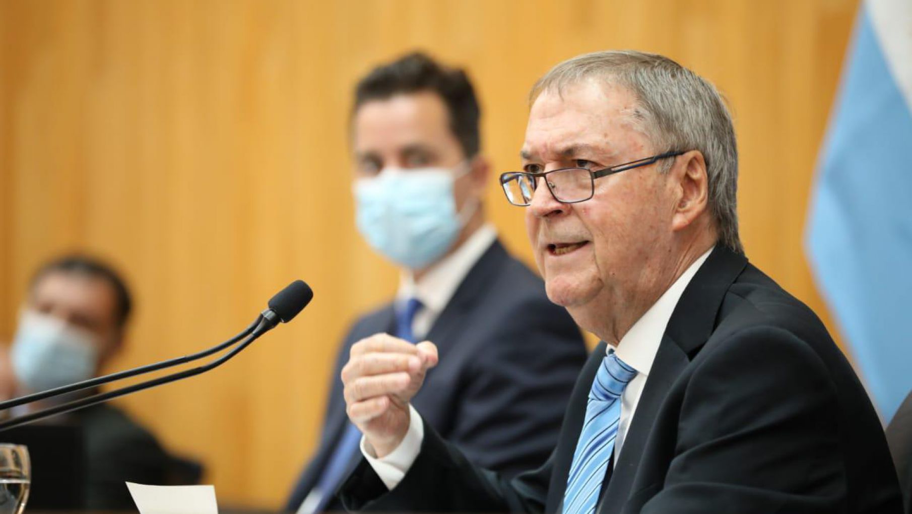 Schiaretti se quedó sin vacunas y tuvo que interrumpir la campaña