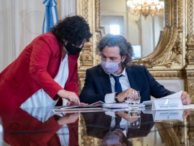 El comité de expertos recomendó al Gobierno aplicar más restricciones