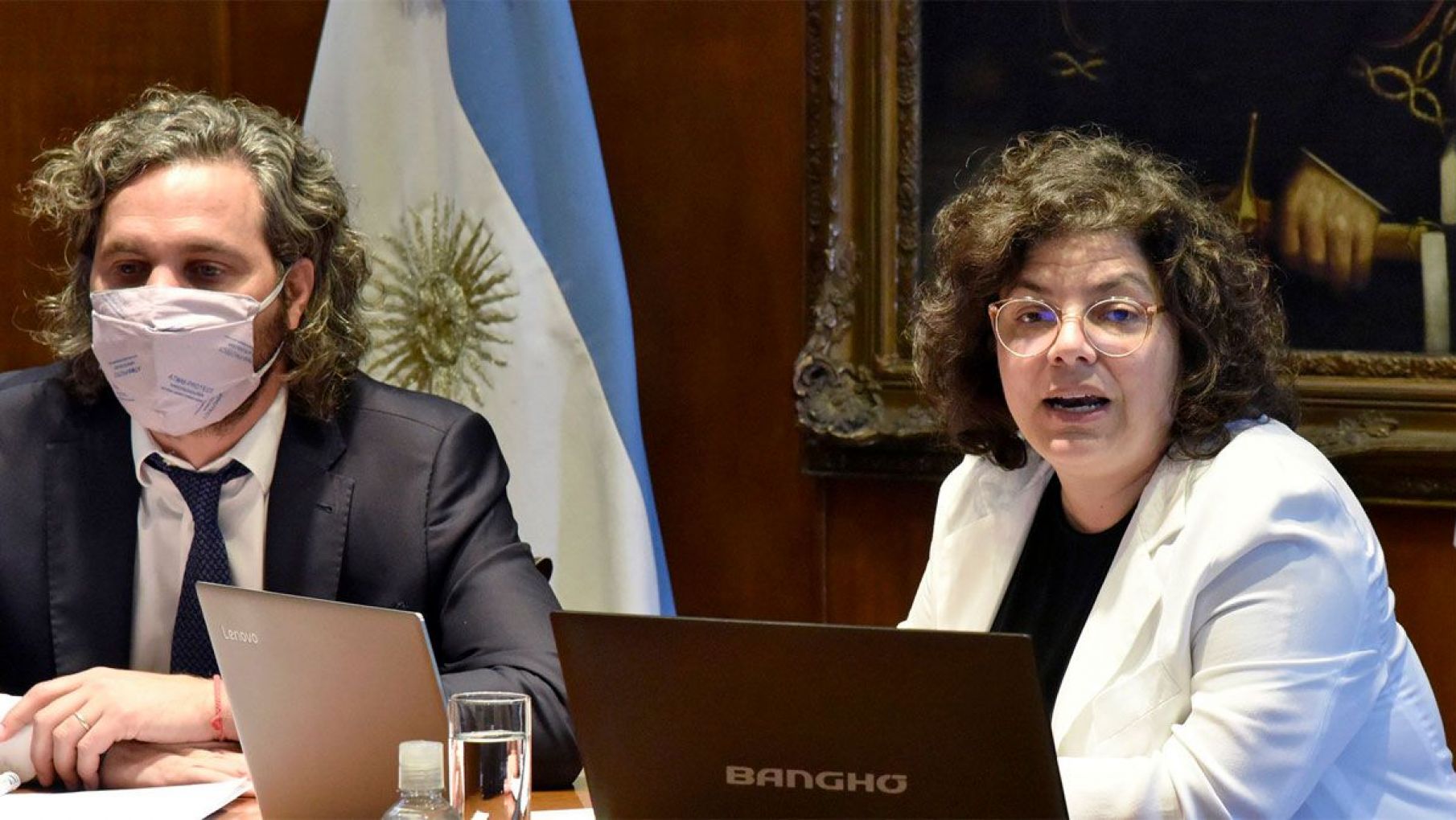 El Gobierno se niega a dictar más restricciones y traslada la responsabilidad a las provincias