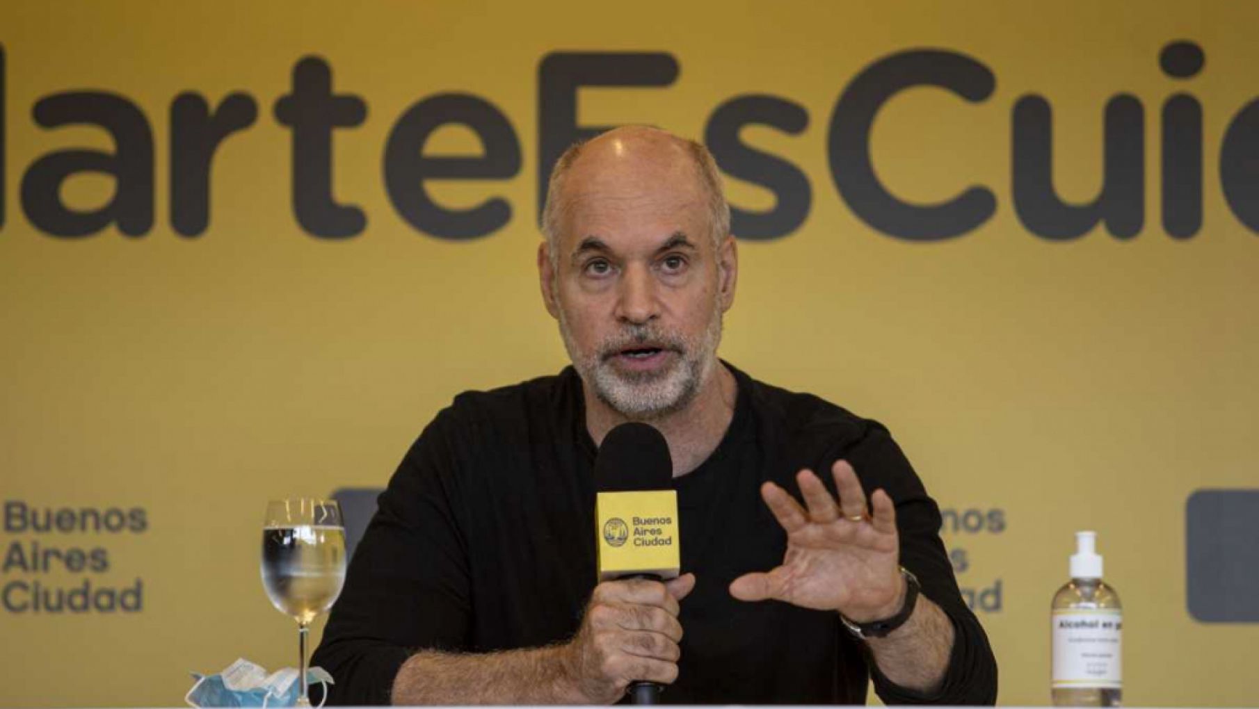 Tras el anuncio de Nación, Rodríguez Larreta declara la educación "área de máxima esencialidad"