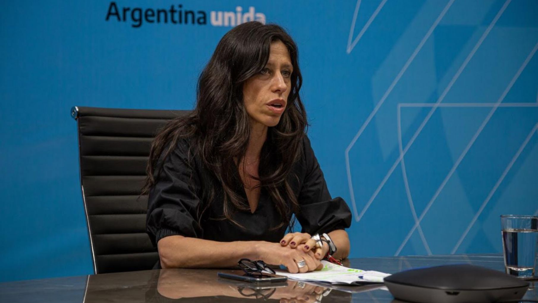 Paula Español reconoció que el Gobierno analiza un aumento de las retenciones