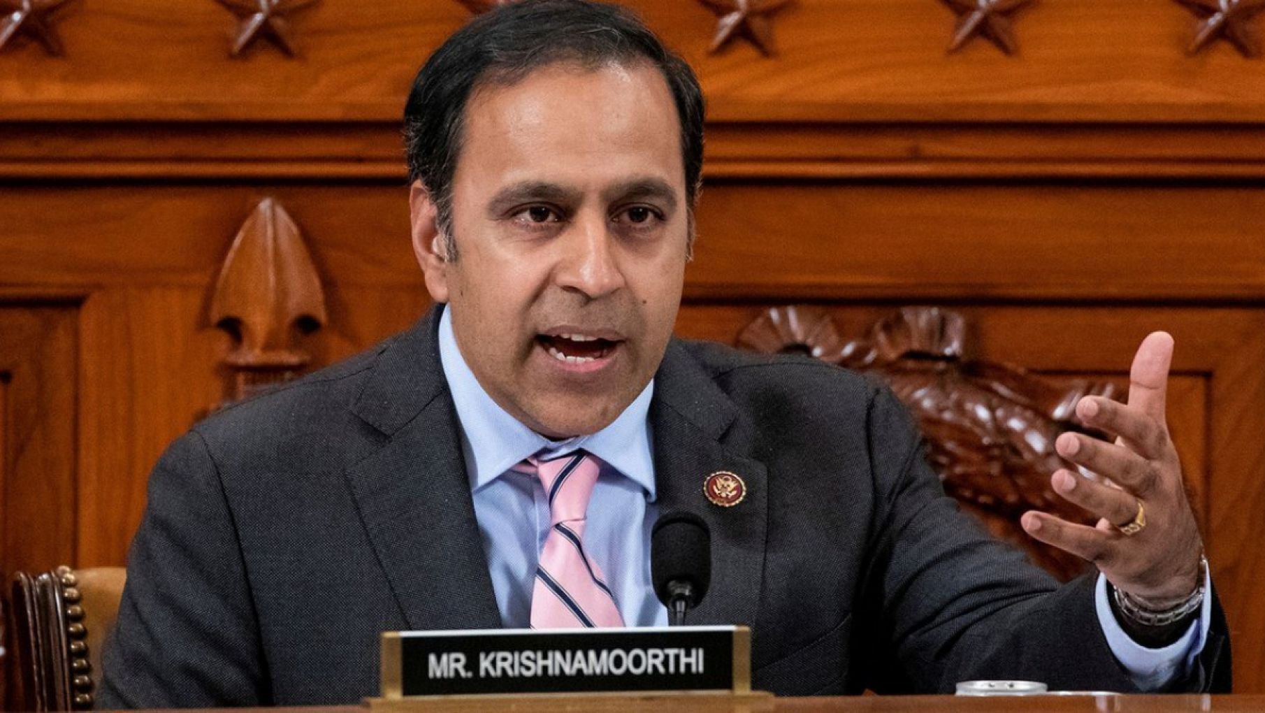 Un congresista de EEUU propuso enviar sobrantes de AstraZeneca a la Argentina