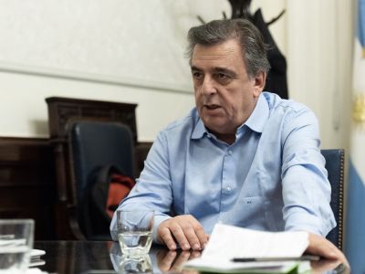 Negri: "Para el peronismo es inconcebible gobernar con controles republicanos"