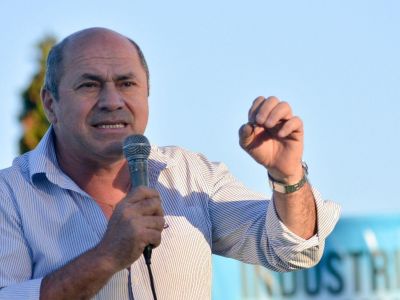 La desafortunada frase de Mario Secco: "Si quieren venir que vengan"