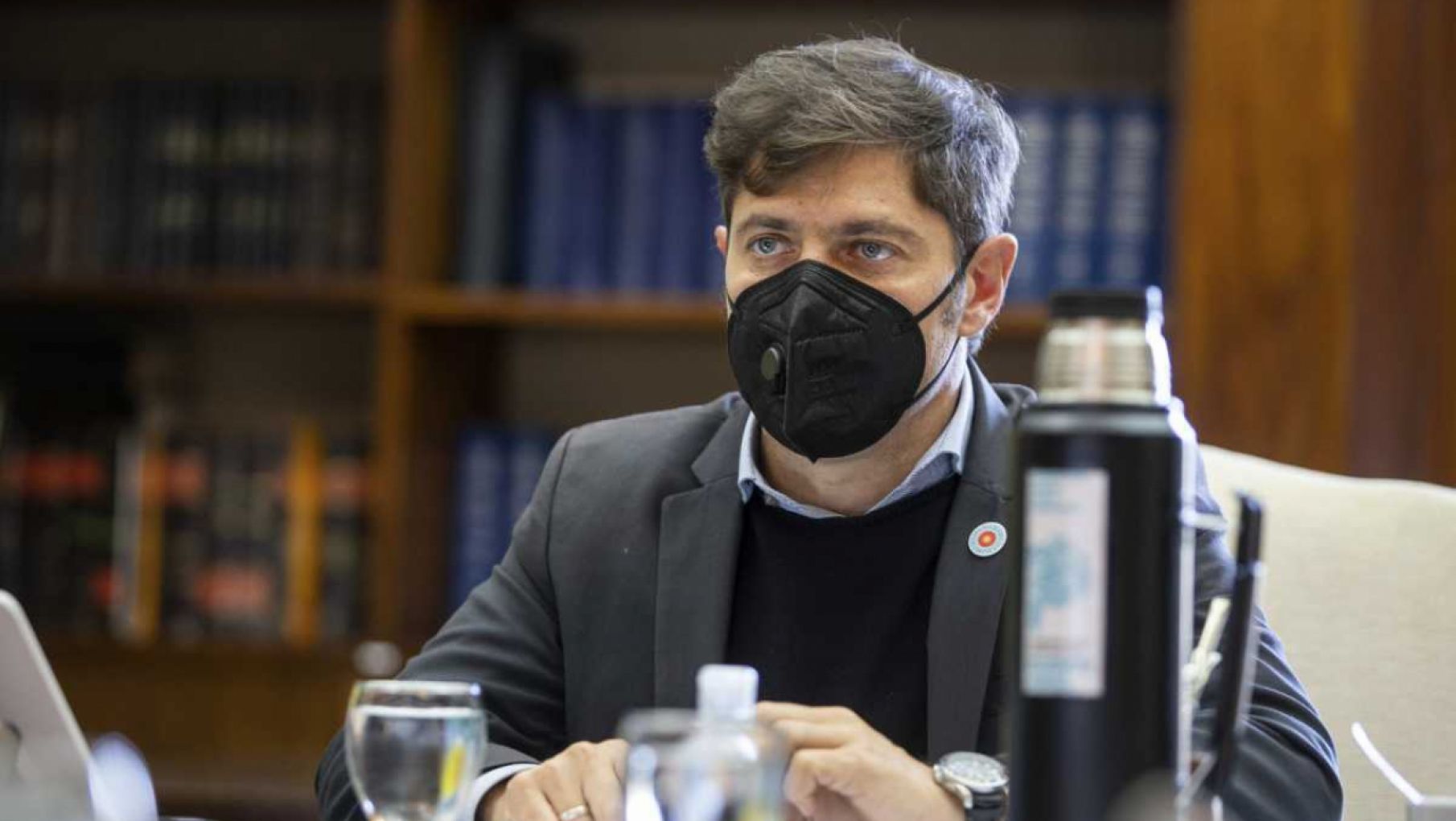 Kicillof quiere salir a comprar vacunas y presentó una ley para tener aval parlamentario