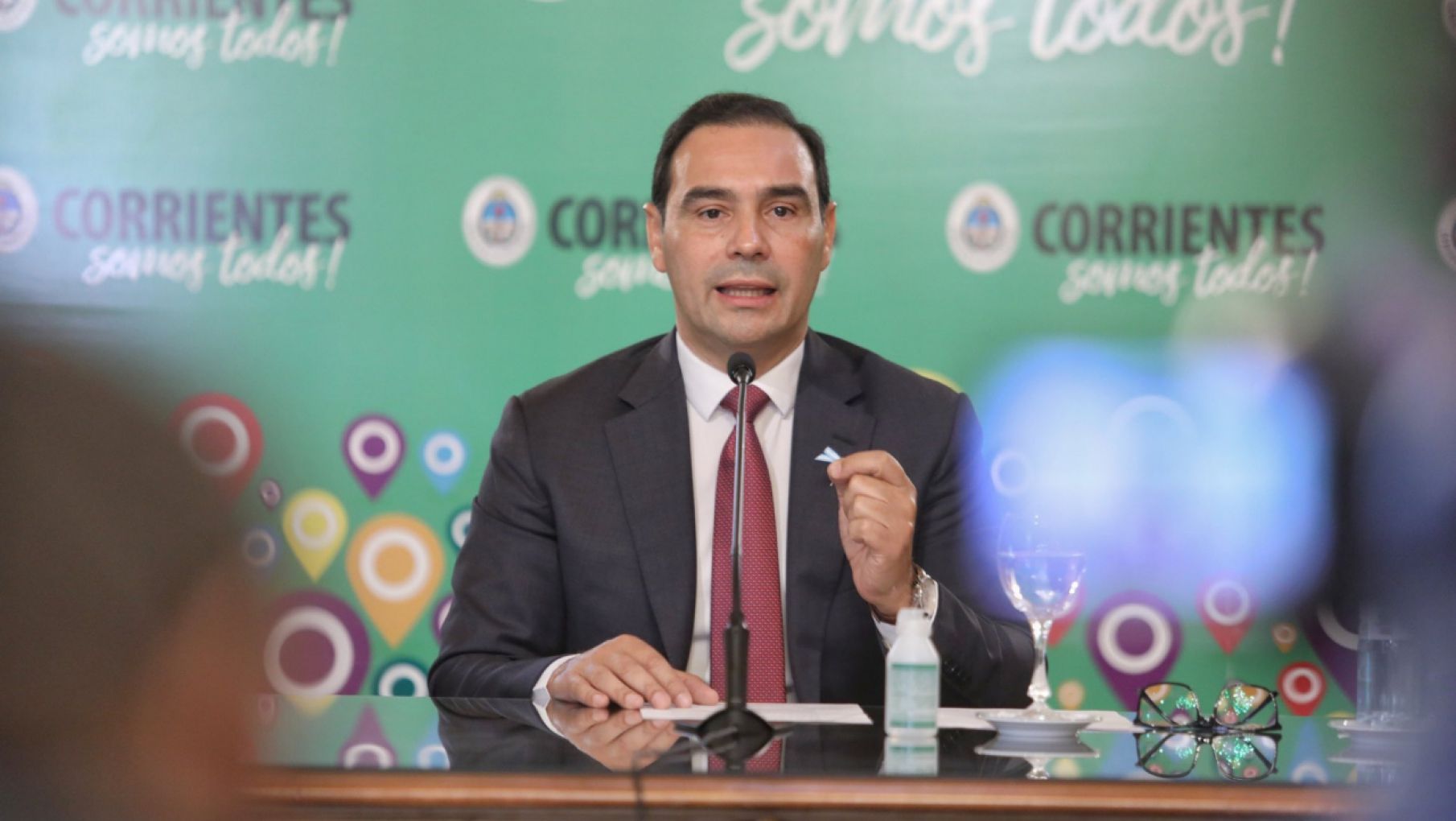 Corrientes suspende las clases presenciales y dispone un toque de queda