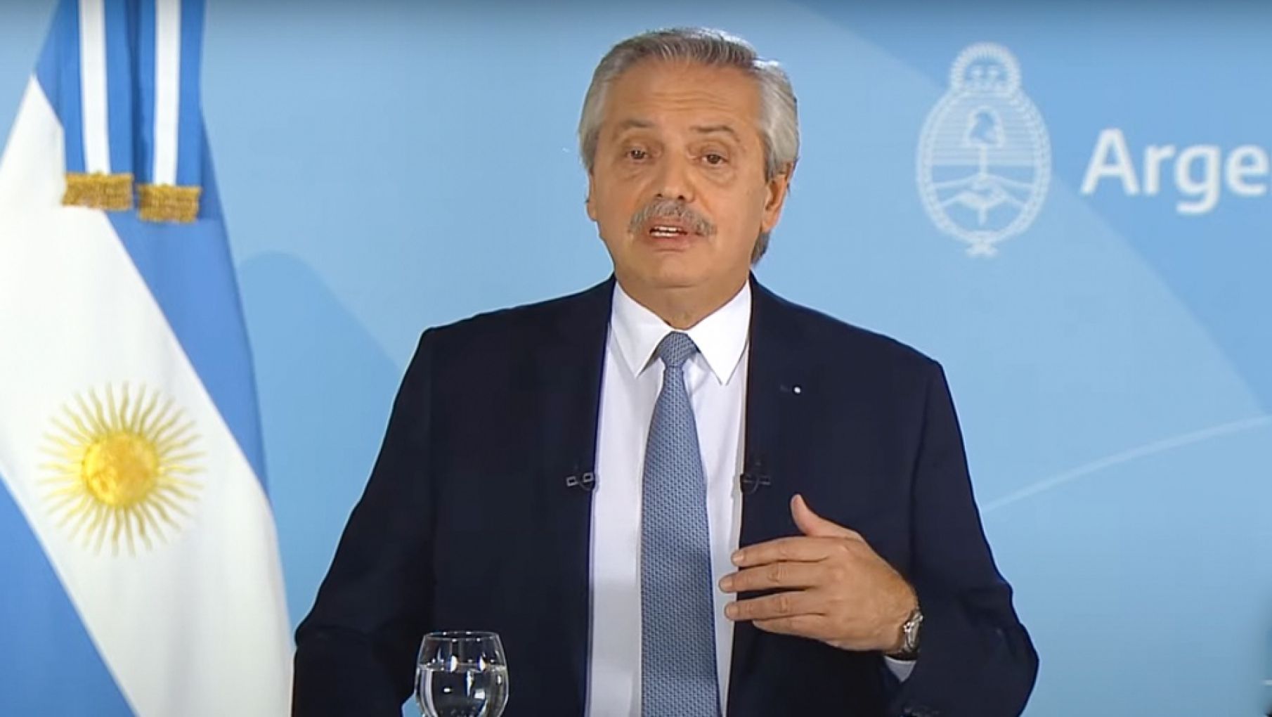 Alberto Fernández anunció un confinamiento total de nueve días para bajar los contagios