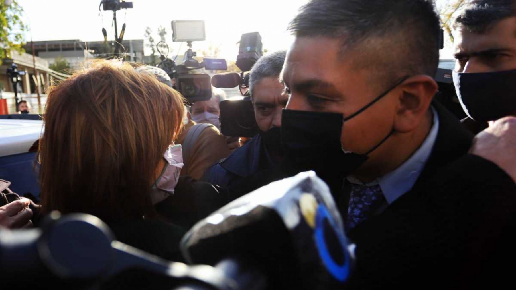 Bullrich se abrazó con Chocobar y se quejó del fallo que recibió