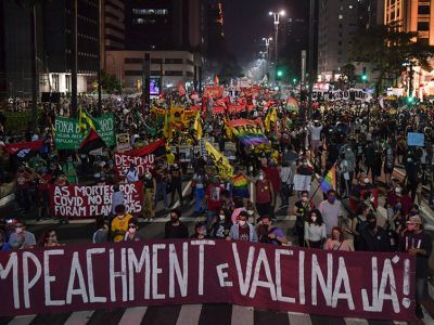 Masivos cacerolazos en Brasil mientras Bolsonaro hablaba por cadena nacional