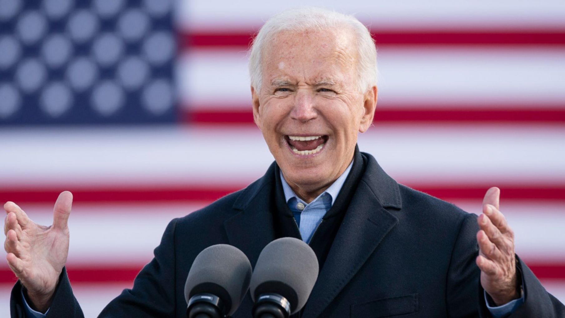 Insólitas propuestas de Biden para lograr una vacunación masiva antes del 4 de julio