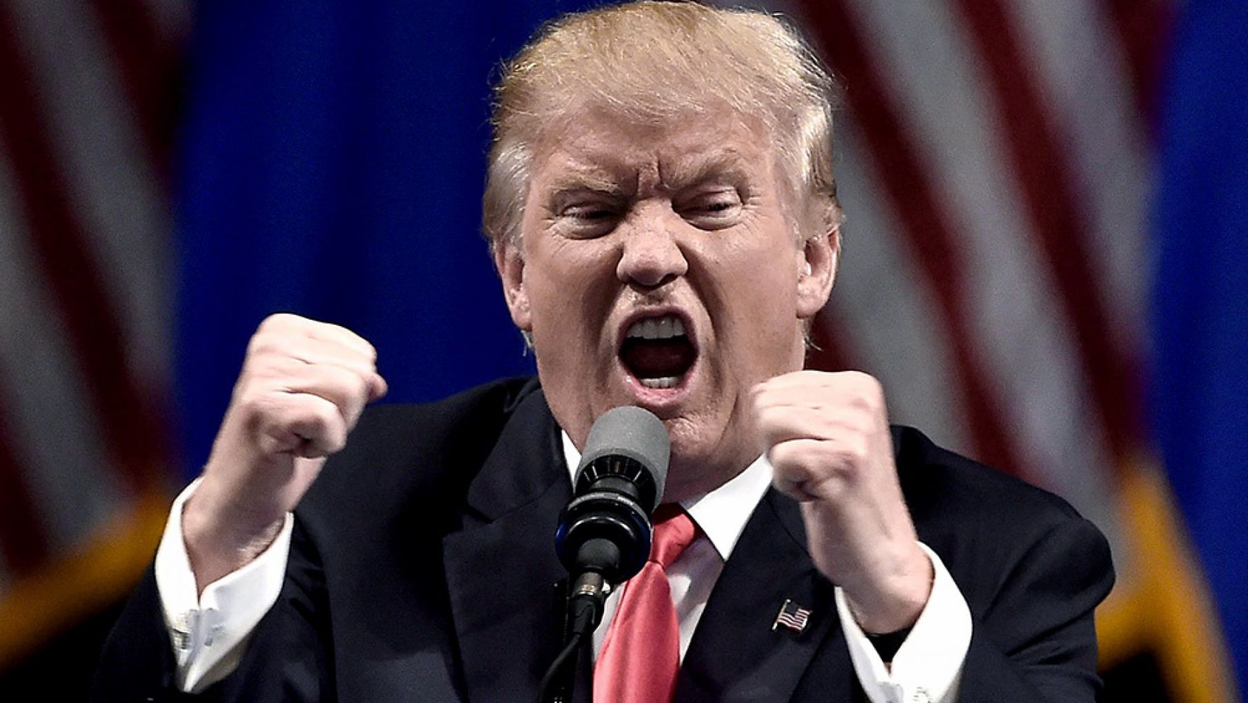 Reapareció Trump con un agresivo discurso contra el gobierno de Biden