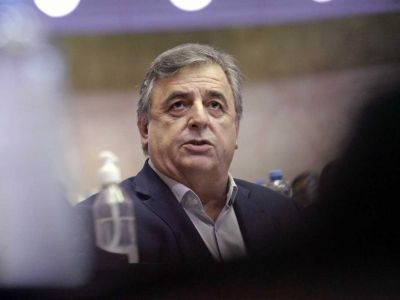 Negri cargó contra el Presidente: "No le encuentra el agujero al mate"