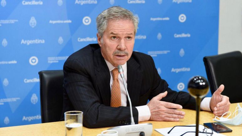 Tras la abstención en la OEA, la oposición pide que Solá vaya al Congreso