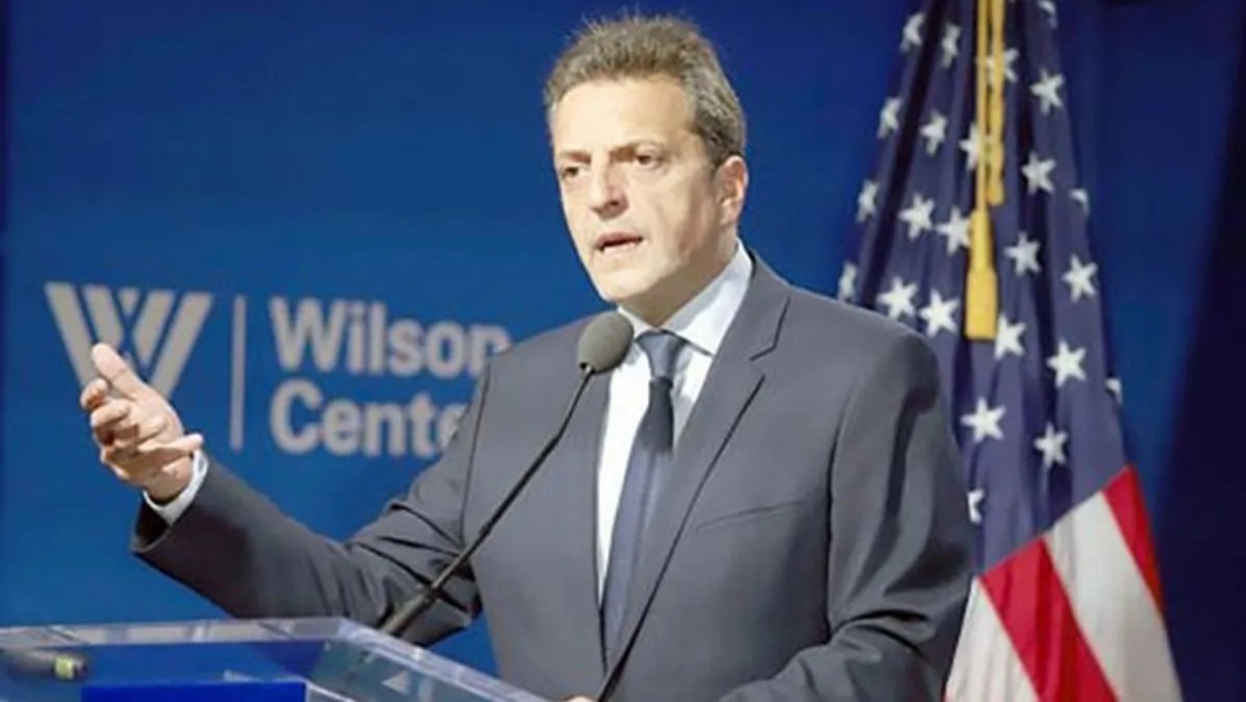 Massa dio un paso clave en Estados Unidos en el marco de las negociaciones con el FMI