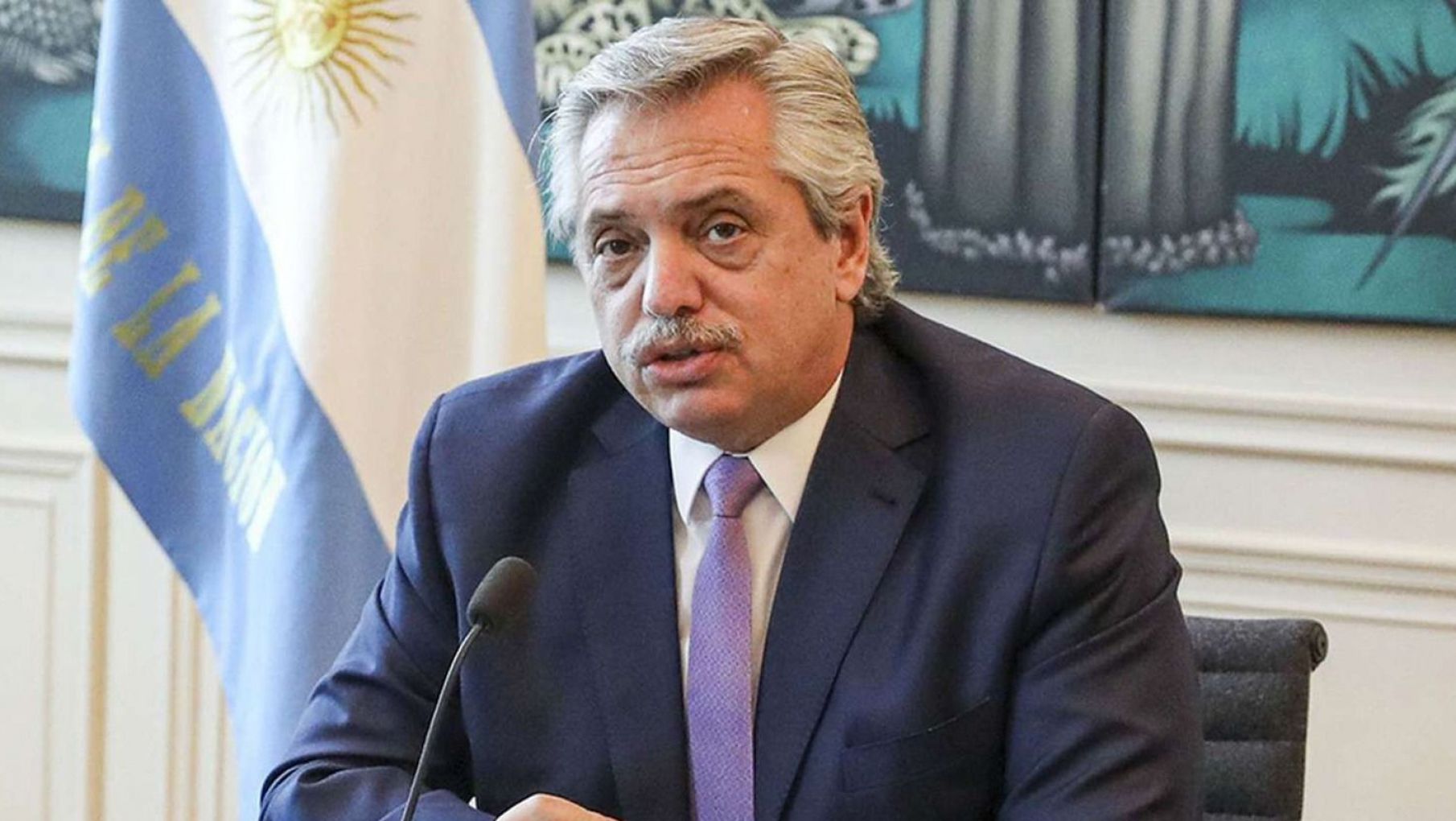 El Gobierno reabre parcialmente las exportaciones de carne y anuncia un Plan Ganadero