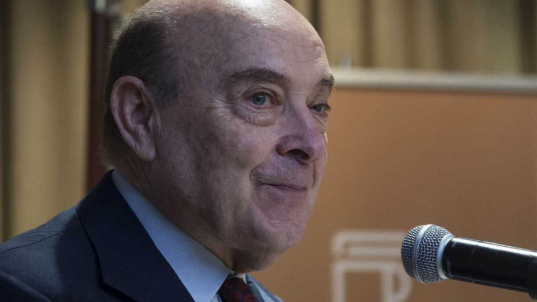 Cavallo advierte sobre una posible devaluación "antes de fin de año"