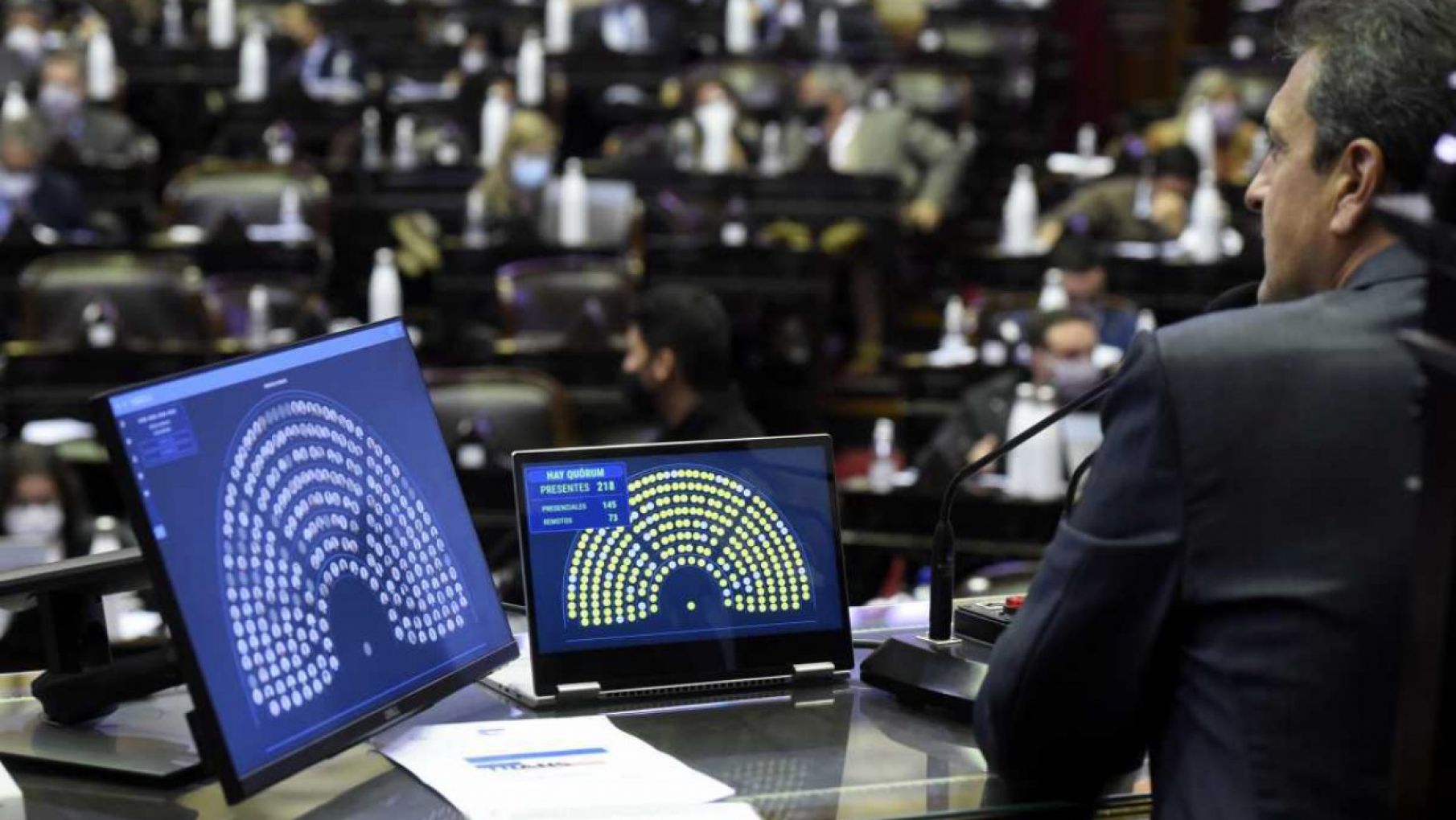 Casi por unanimidad, dan media sanción al "alivio fiscal" a monotributistas