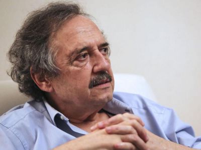 Para Ricardo Alfonsín, la UCR "sigue defendiendo las políticas de Macri"