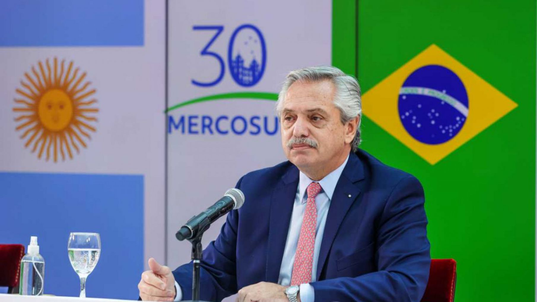 Alberto Fernández le respondió a Lacalle Pou: "Nadie se salva solo"