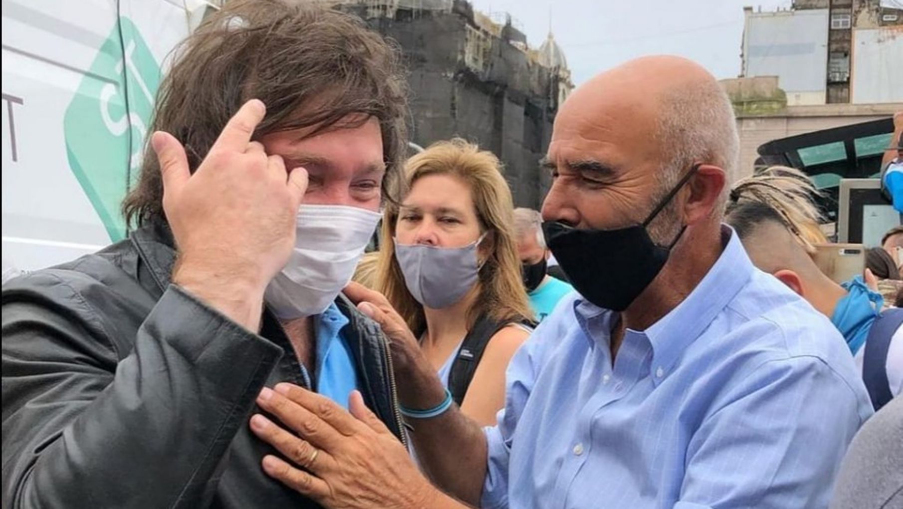 Gómez Centurión y Milei se reunieron en La Biela y sellaron un acuerdo