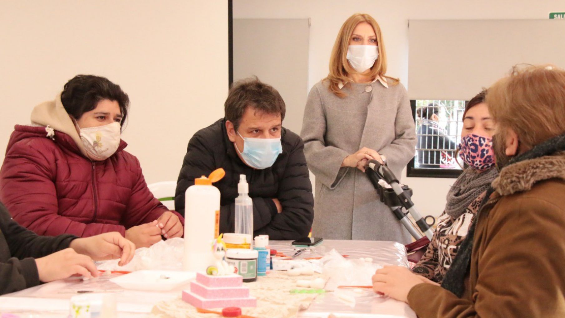 Manes largó la campaña en el conurbano y se mostró con Monzó y De la Torre