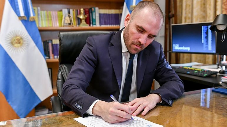 Argentina pagó al Club de París y las reservas del BCRA quedaron por debajo de los US$ 43.000 millones