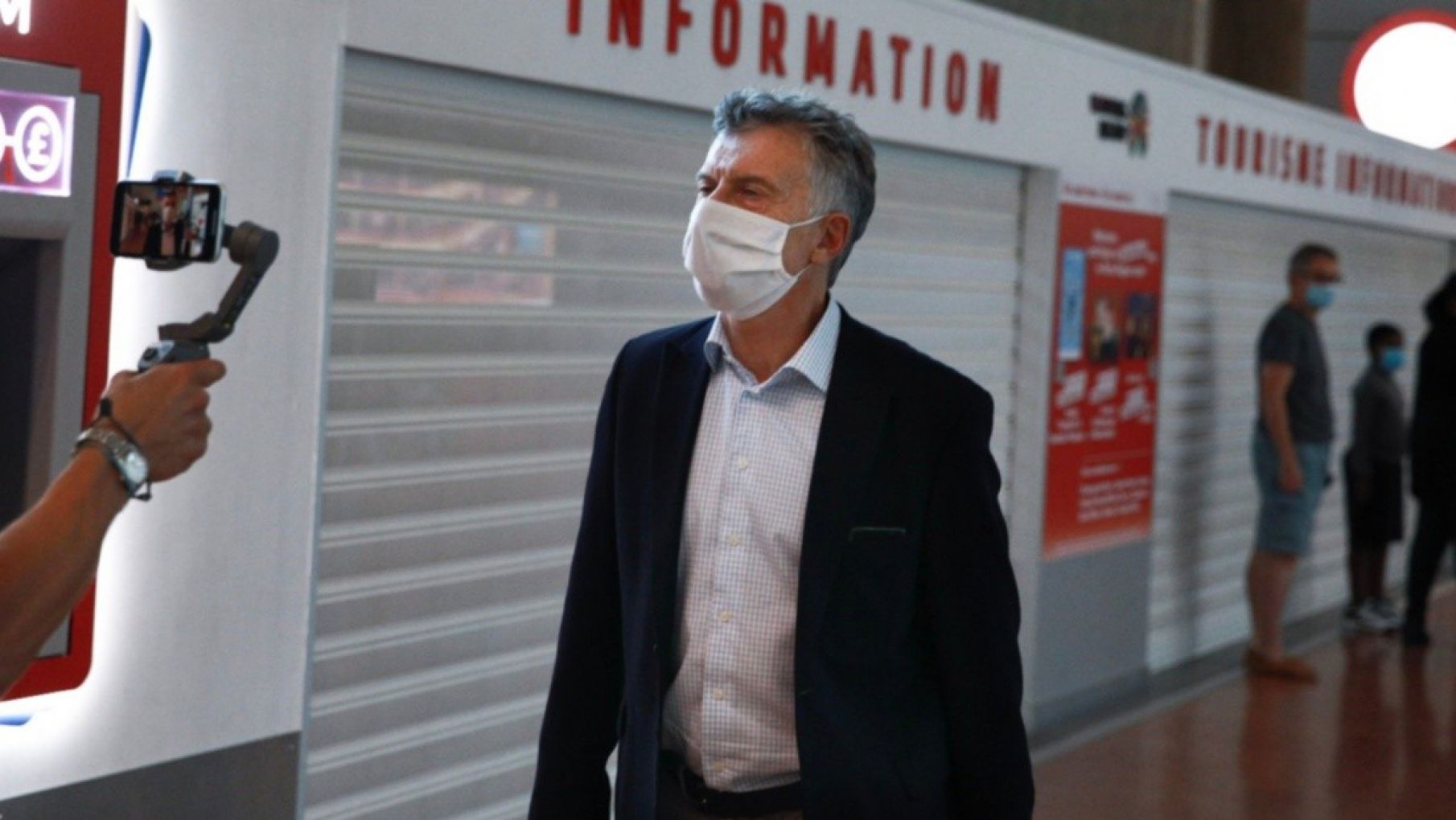 Macri regresó a la Argentina tras permanecer 43 días en Europa